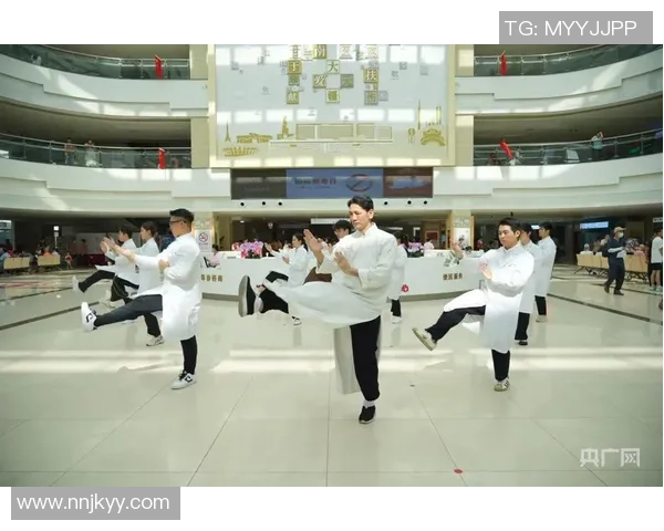 热情全运！“功夫快闪”工间操引领全民健身新时尚